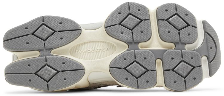 New Balance 9060 Sea Salt