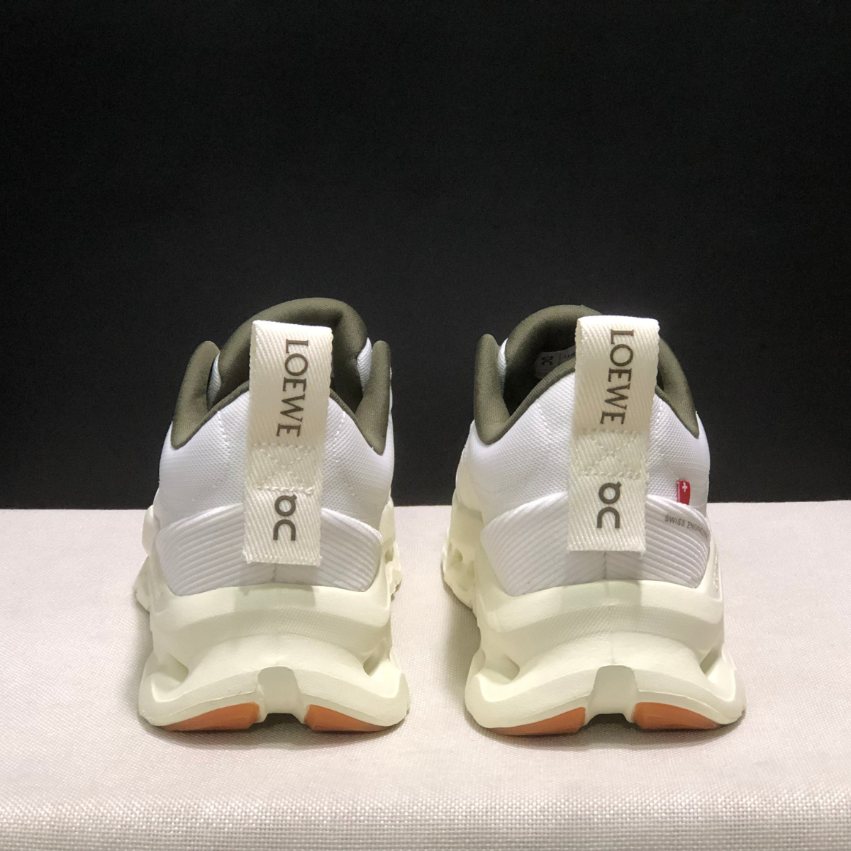 Cloudtilt × Loewe — Cloudtilt White Kaki