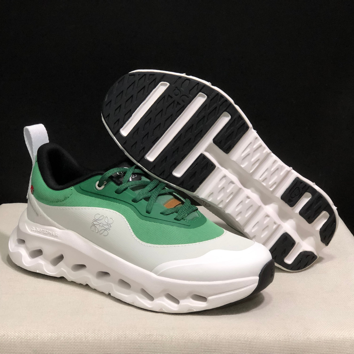 Cloudtilt Loewe — Vert