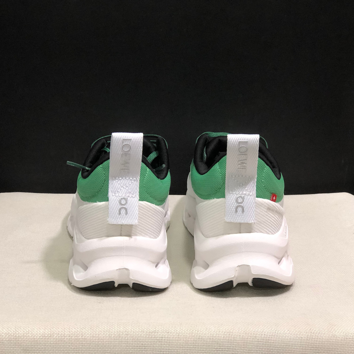 Cloudtilt Loewe — Vert