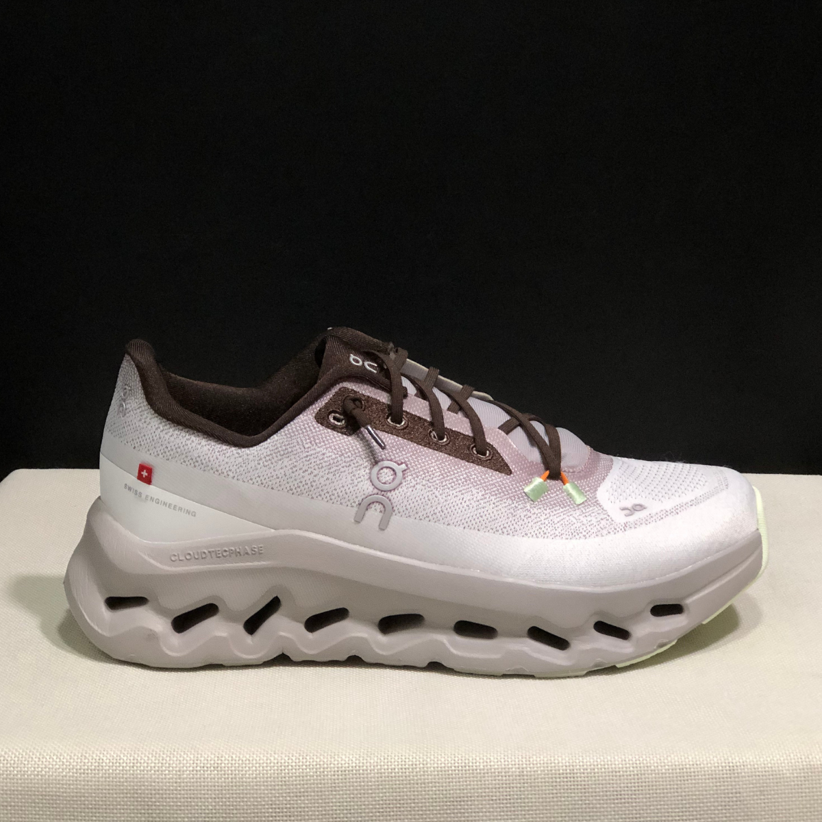 Cloudtilt - Quartz Pearl