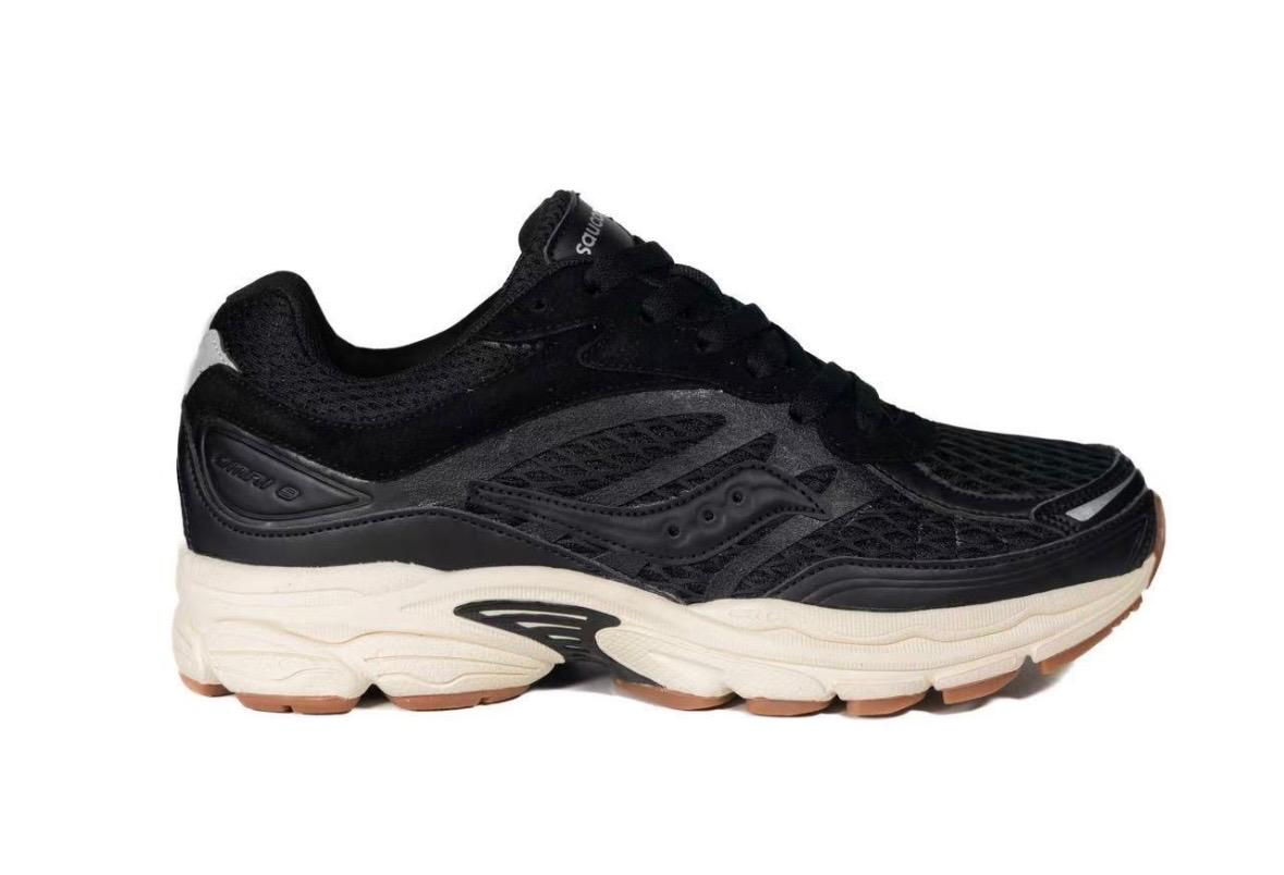 Saucony Progrid Omni 9 Noir &!Beige