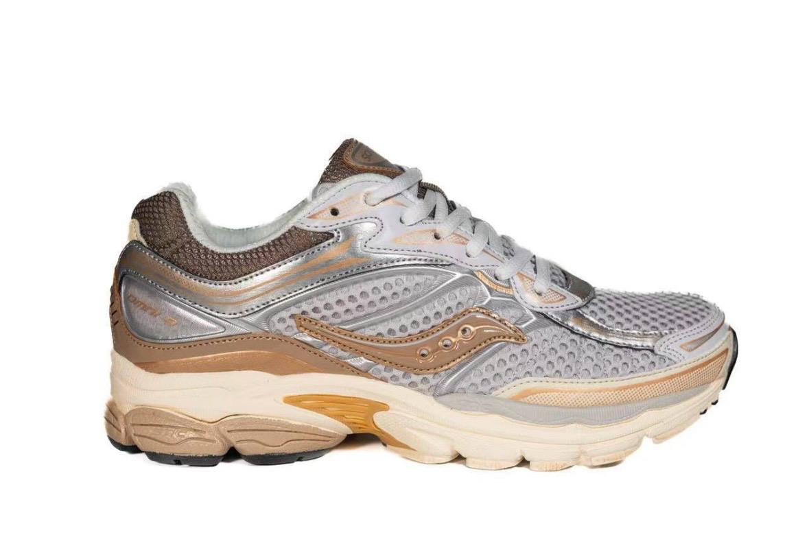 Saucony Progrid Omni 9 Gris & Sable