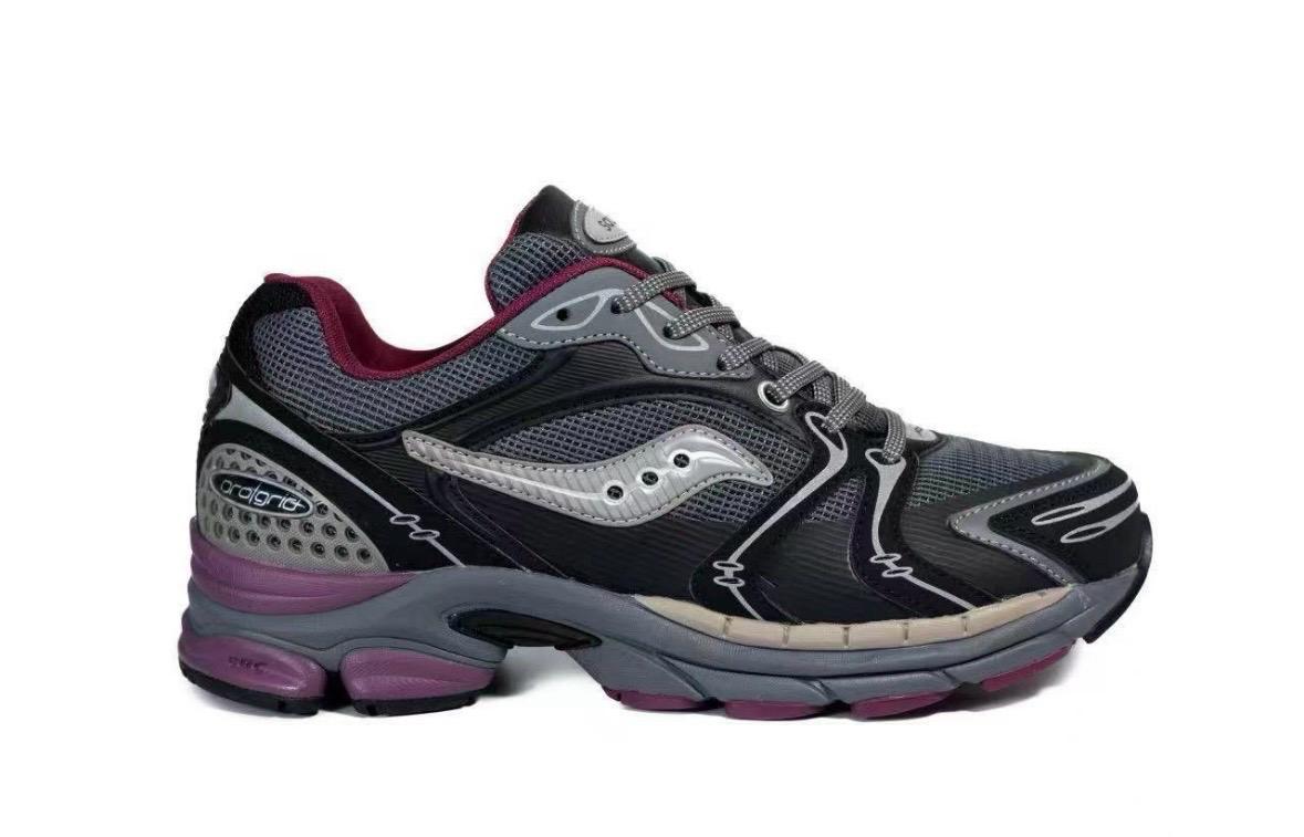 Triumph 4 Progrid Noir Violet