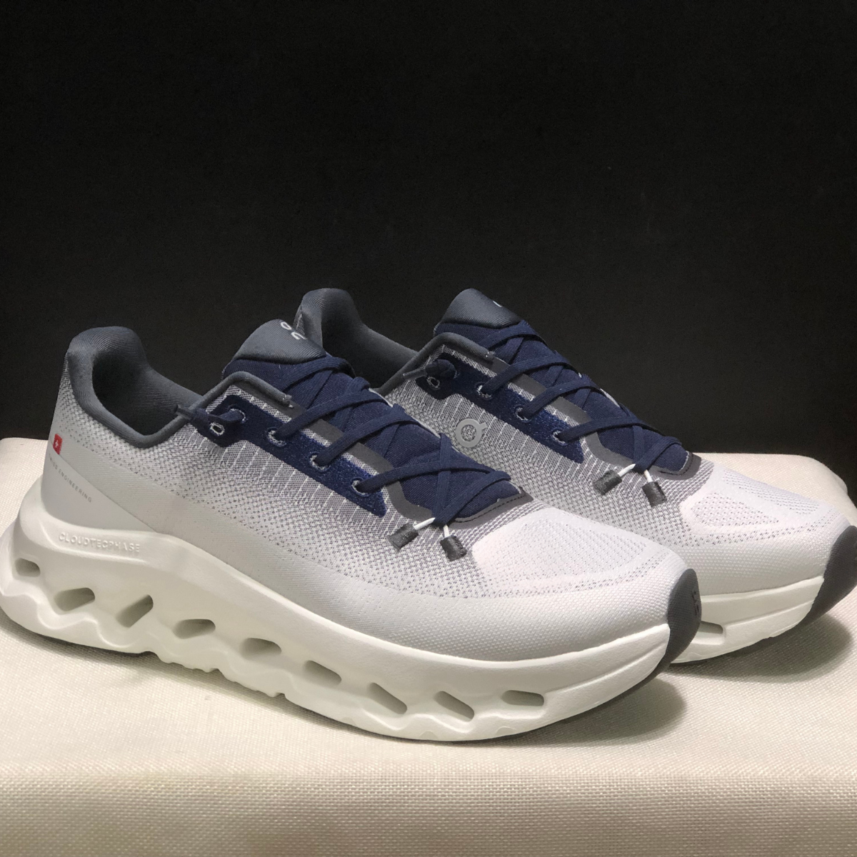 Cloudtilt - Minuit Glacé