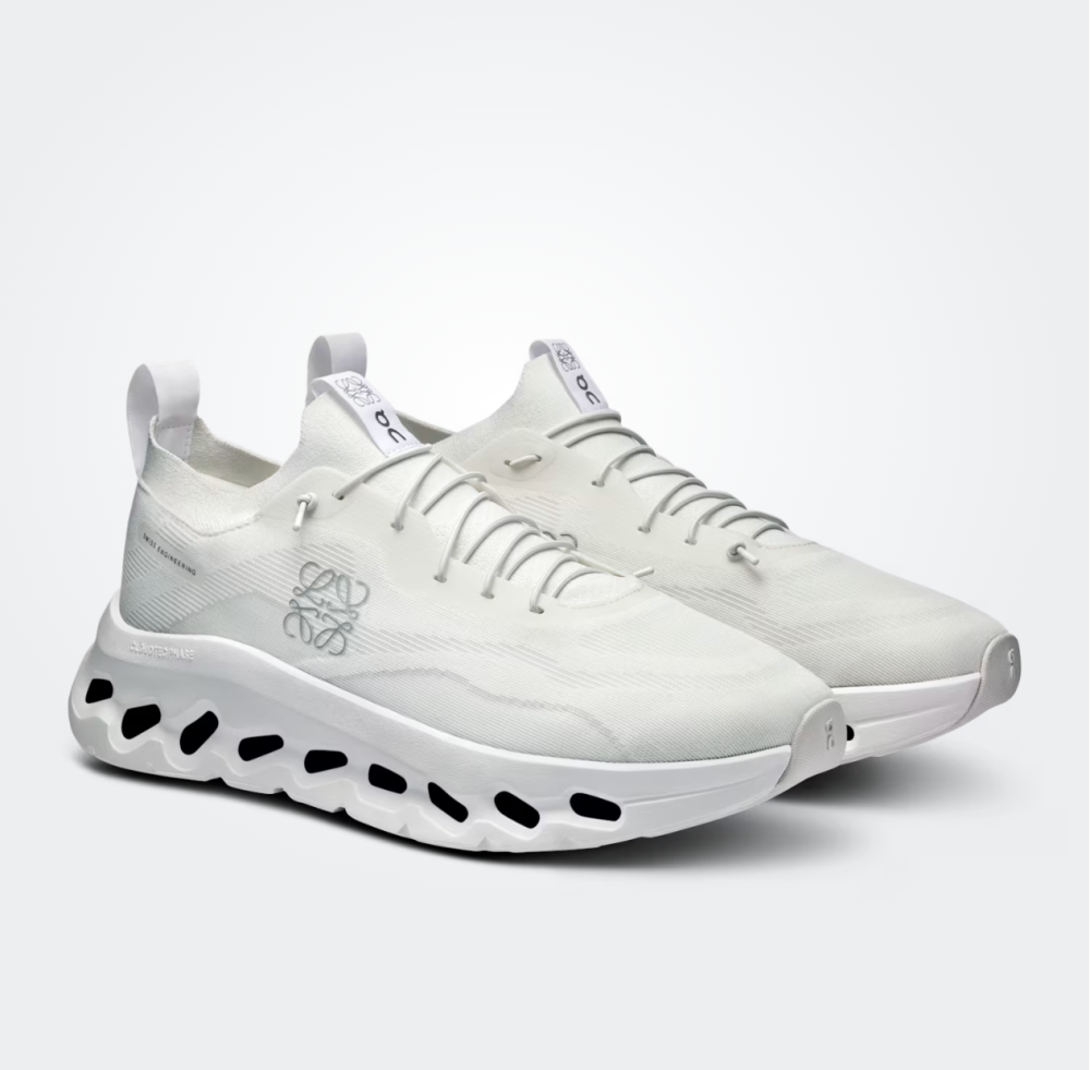 Cloudtilt × Loewe — Cloudtilt Blanche