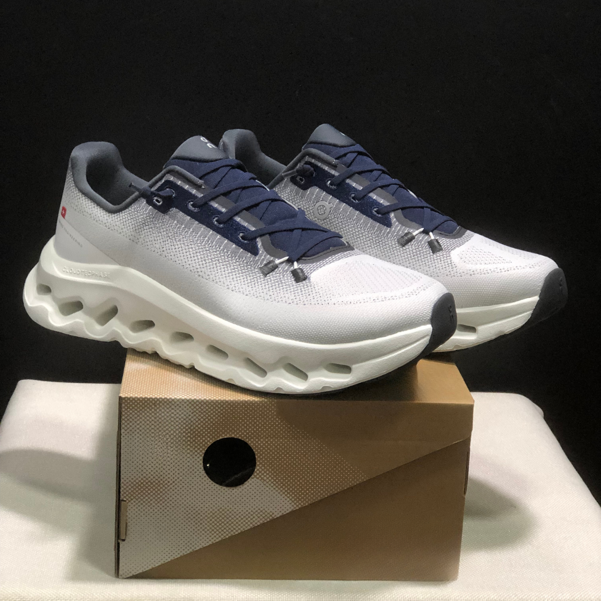 Cloudtilt - Minuit Glacé