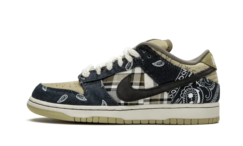SB Dunk Low Travis Scott
